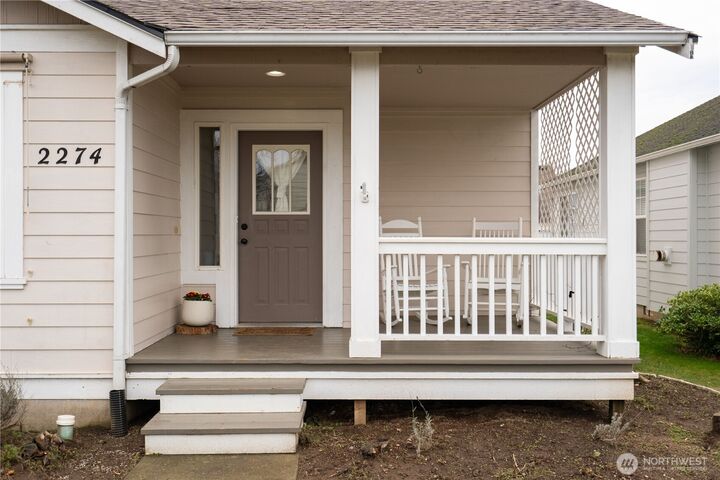 Property Photo:  2274  Dogwood Street  WA 98264 