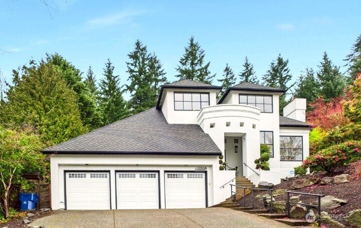 Property Photo:  11906 SE 78th St  WA 98056 