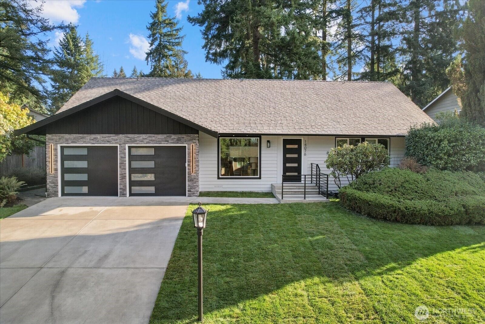 Property Photo:  14076  117th Avenue NE  WA 98034 