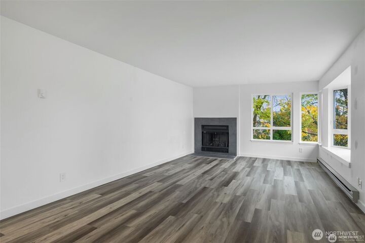 Property Photo:  2419 E Madison Street 2461  WA 98112 