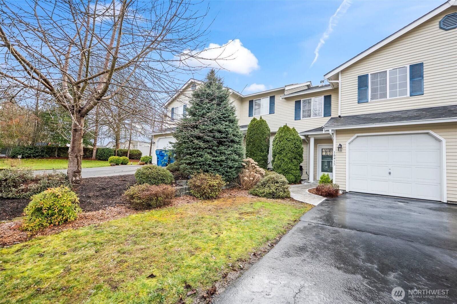Property Photo:  16415  169th Street SE  WA 98272 