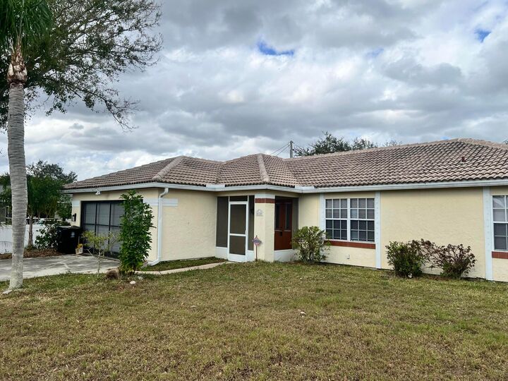 Property Photo:  5110 NW Erskin Terrace  FL 34983 