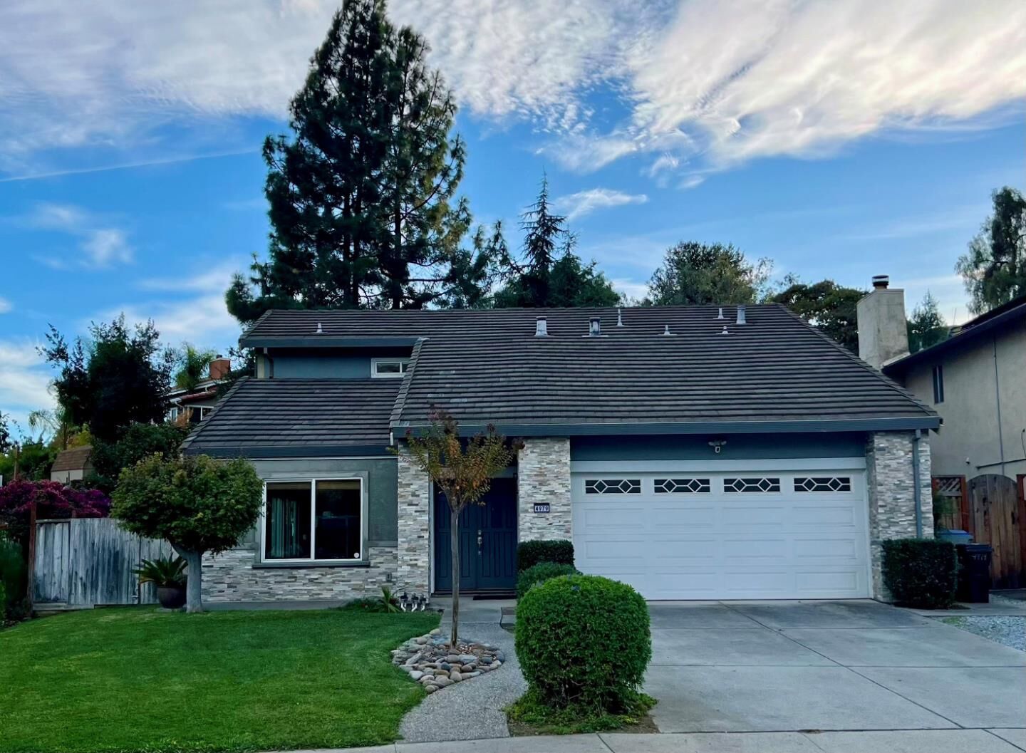 Property Photo:  4979 Scarlett Way  CA 95111 