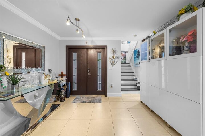 Property Photo:  20134 W Lake Dr  FL 33015 