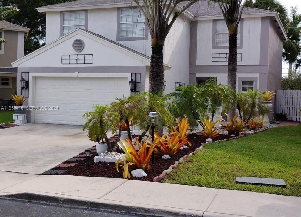 Property Photo:  110 E Riverbend Dr  FL 33326 