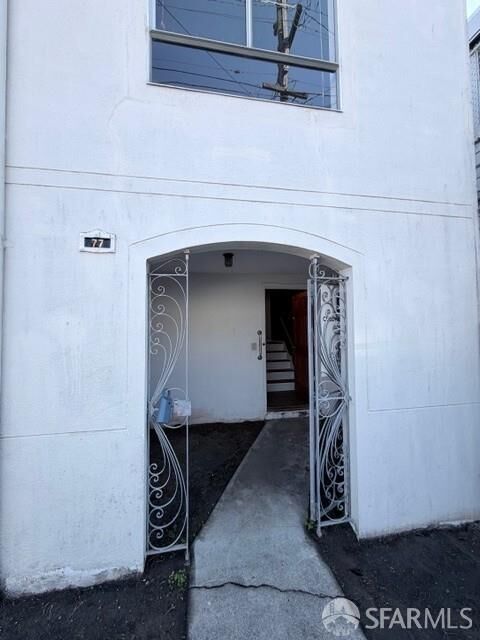 Property Photo:  77 Carrizal Street  CA 94134 