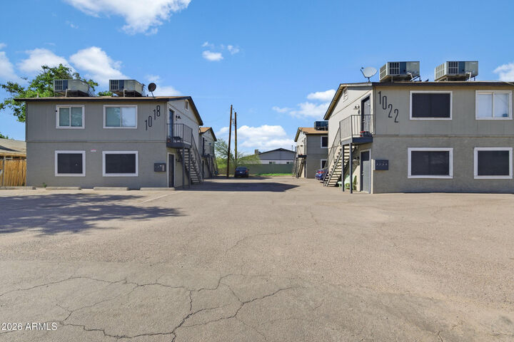 Property Photo: 1018 N 22nd Place AZ 85006
