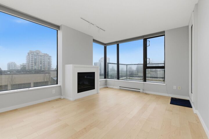 Property Photo: 7063 Hall Avenue 607 BC V5E 0A5