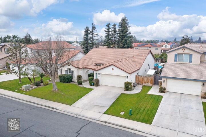 Property Photo:  12704 Schooner Beach Drive  CA 93311 