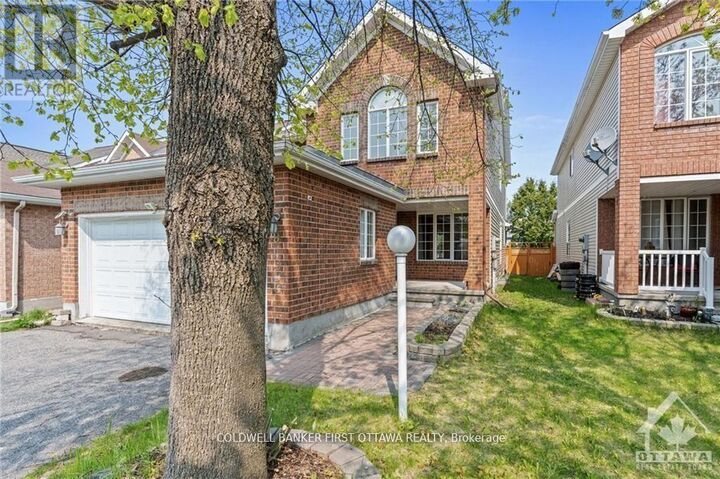 Property Photo: 9 Armagh Way ON K2J 4C3