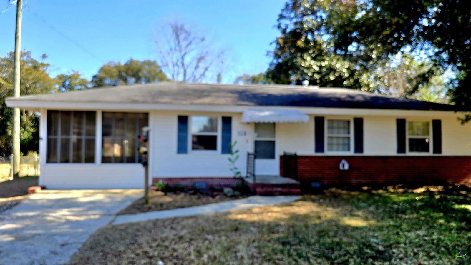 Property Photo:  318 Bruce Street  GA 31093 