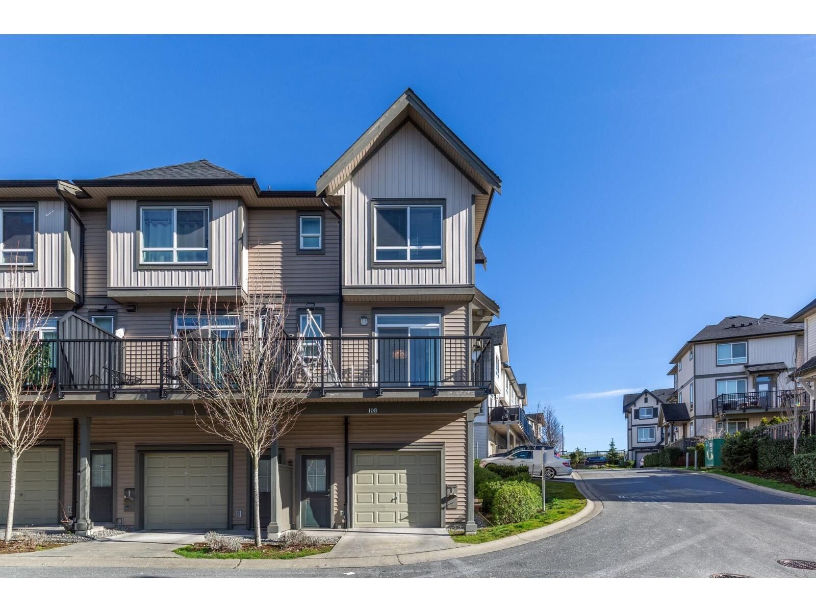 Property Photo: 30930 Westridge Place 108 BC V2T 0H6