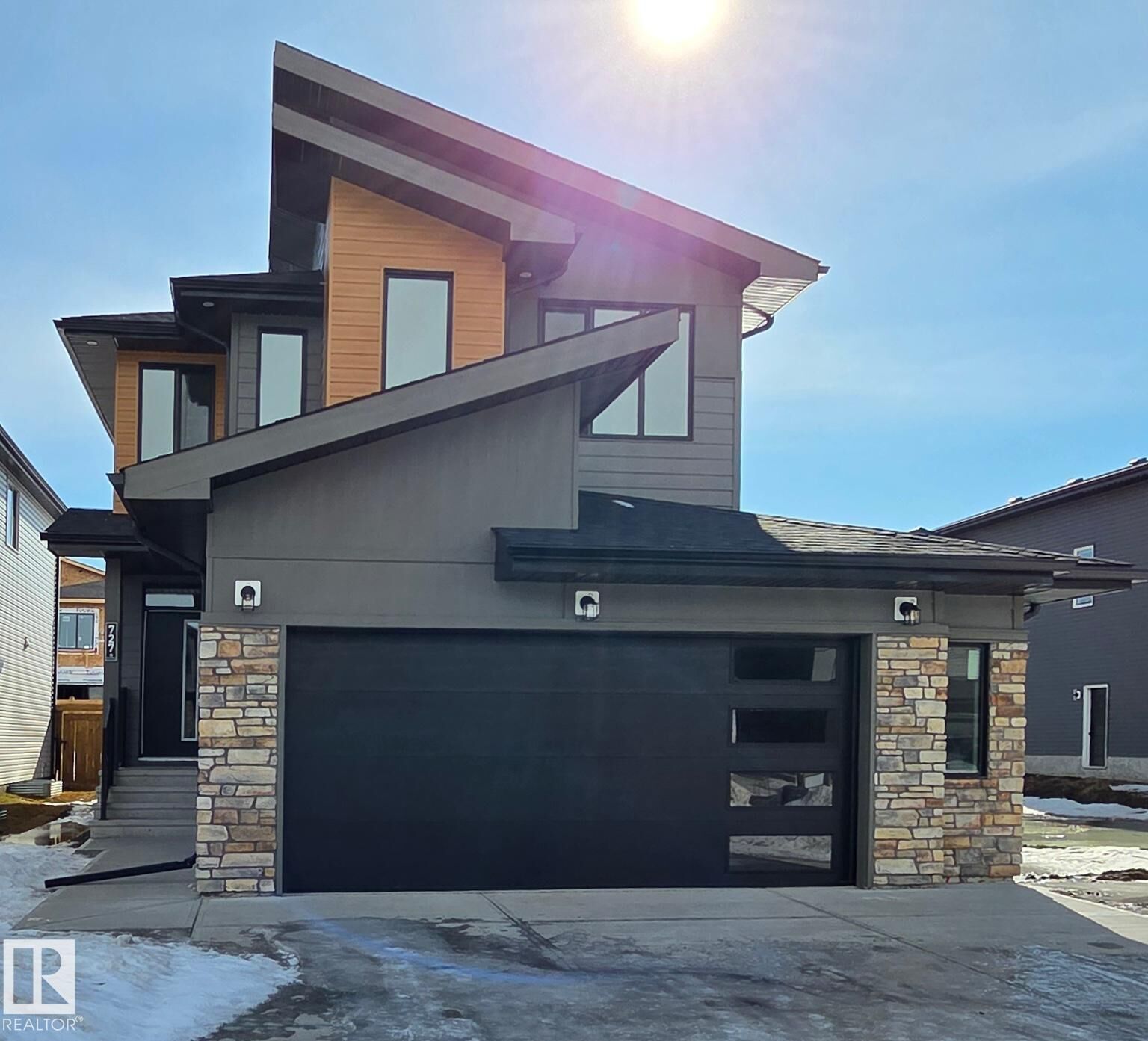 Property Photo:  727 166 Avenue NE  AB T5Y 4E9 