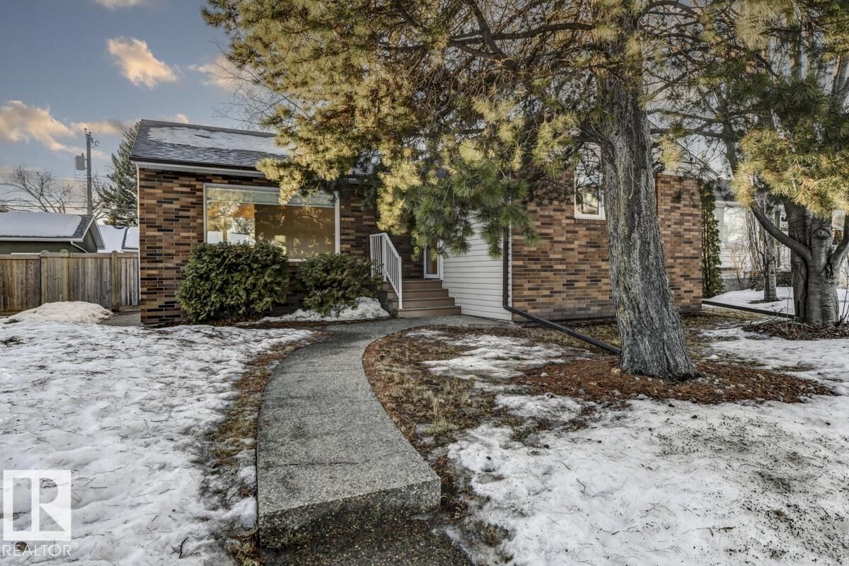 Property Photo: 14343 92A Avenue NW AB T5R 5E3