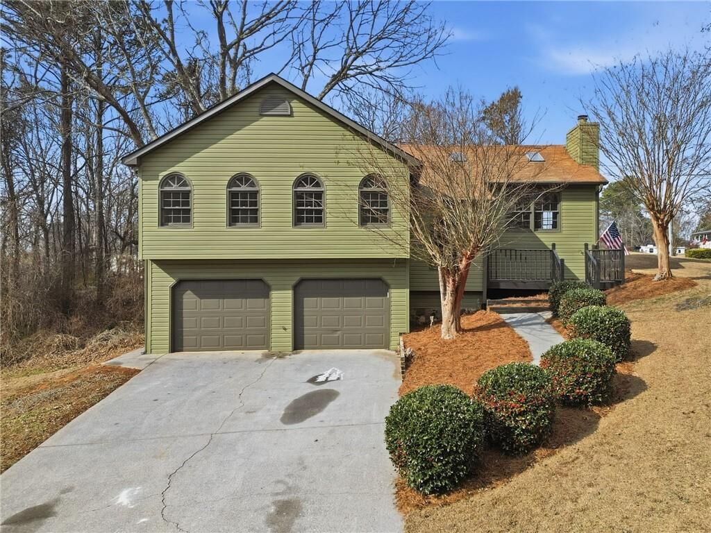 Property Photo:  1101 Ashlin Drive  GA 30188 