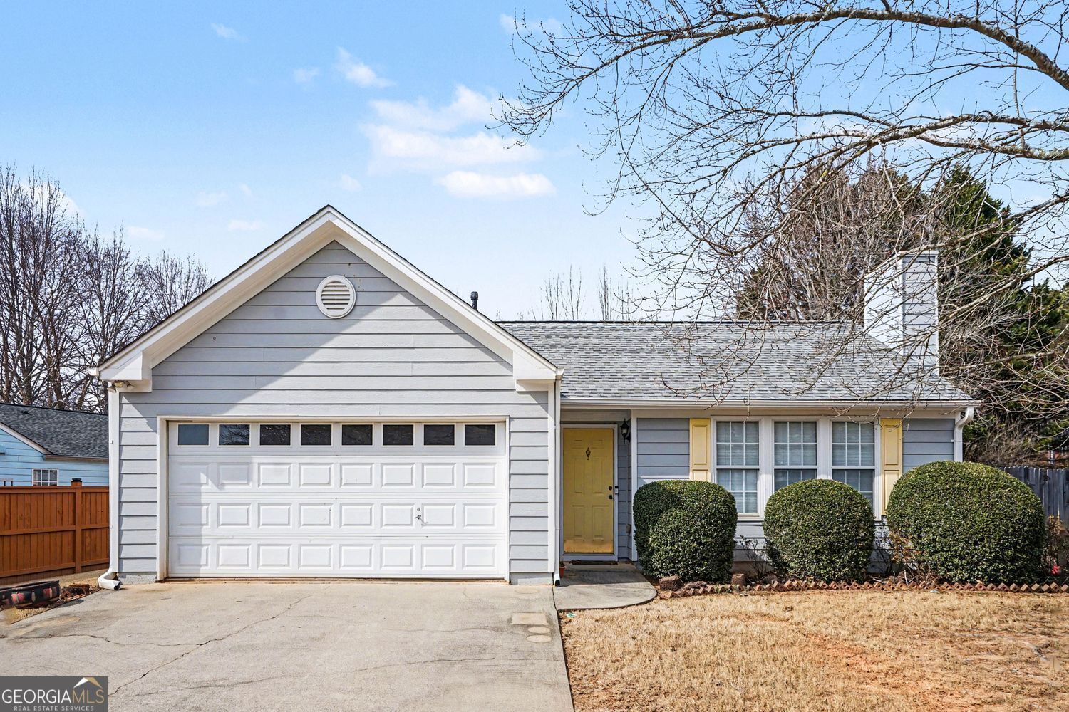 Property Photo: 220 Hayward Lane GA 30044