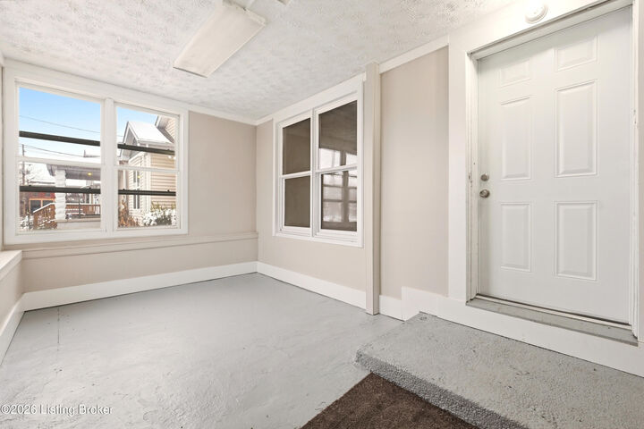 Property Photo:  818 S Hancock St  KY 40203 