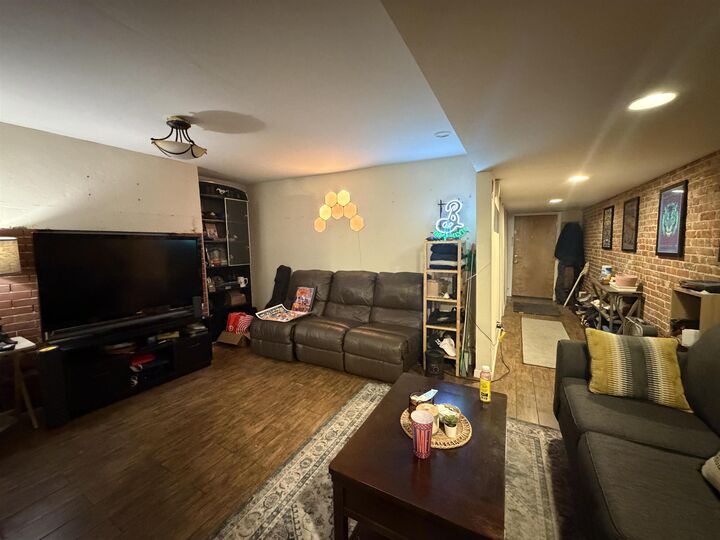 Property Photo:  123 Park Ave G  NJ 07030 