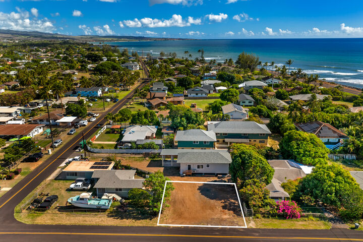 Property Photo: Elepaio Rd A HI 96752