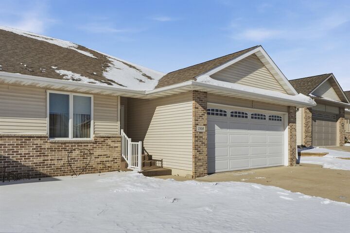 Property Photo: 1508 1st. St. SE 2 IA 50677