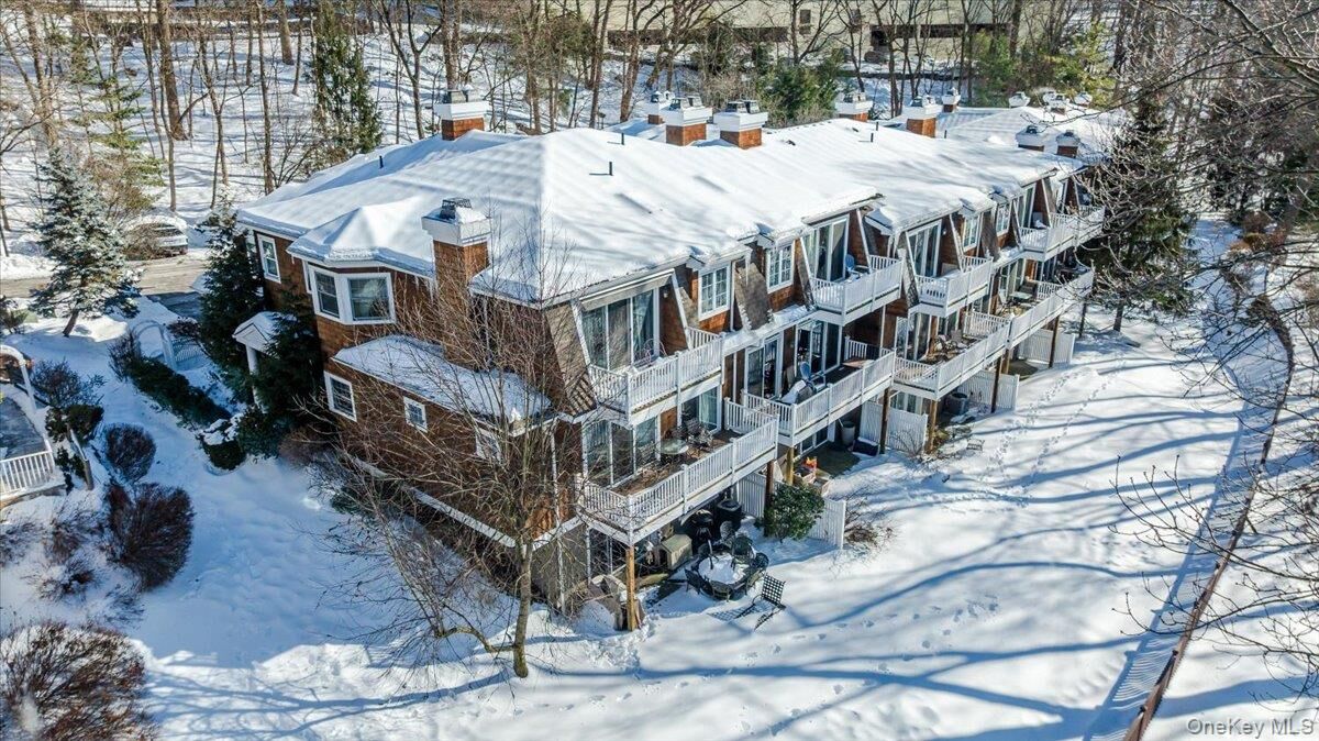 Property Photo: 6 Riverpointe Road NY 10706
