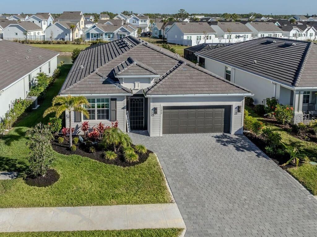 Property Photo:  11450 Burgundy Drive  FL 34293 