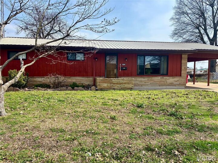 Property Photo: 604 Maple Street MO 63801
