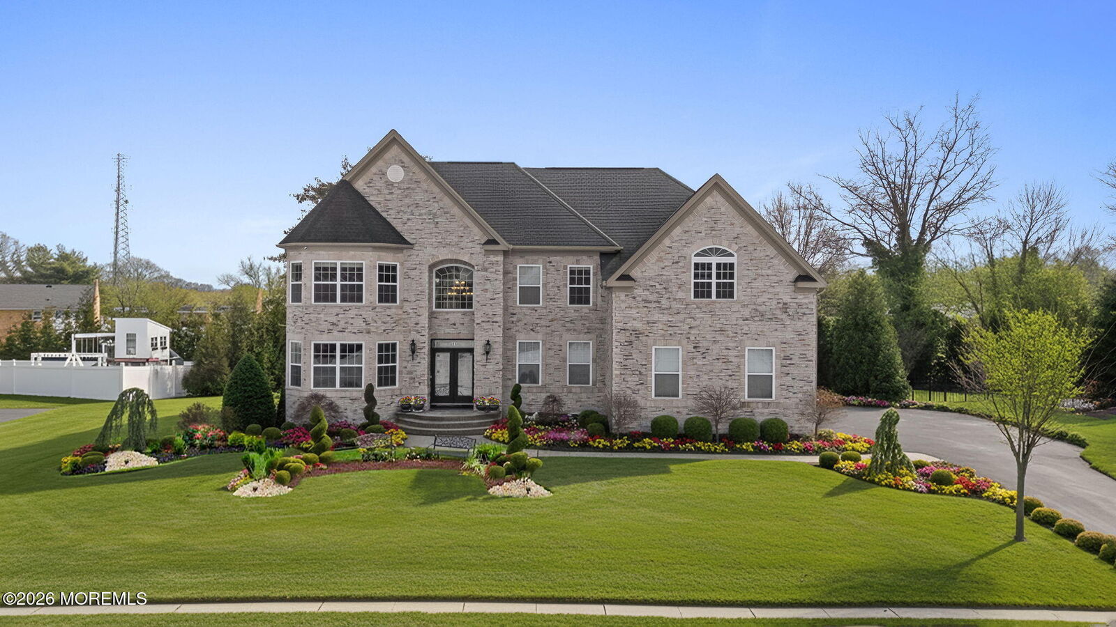Property Photo:  11 Gatarz Court  NJ 08816 