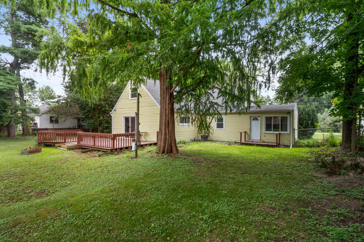 Property Photo:  4282 Woodworth Avenue  MI 48842 