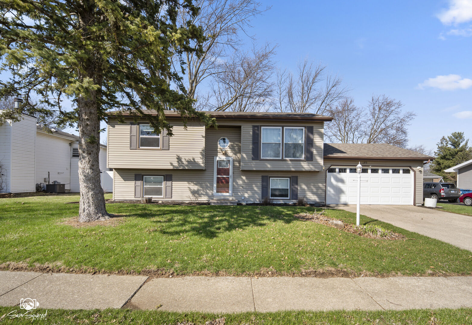 Property Photo:  180 Karen Drive  IL 60914 