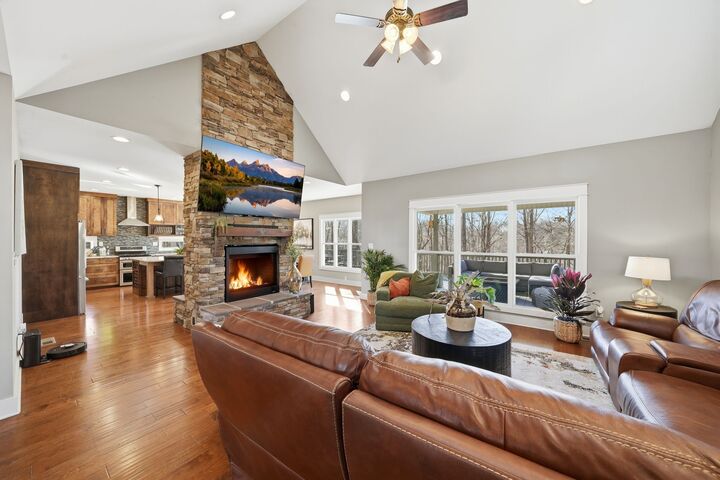 Property Photo:  100 Cindy Cir  TN 37388 