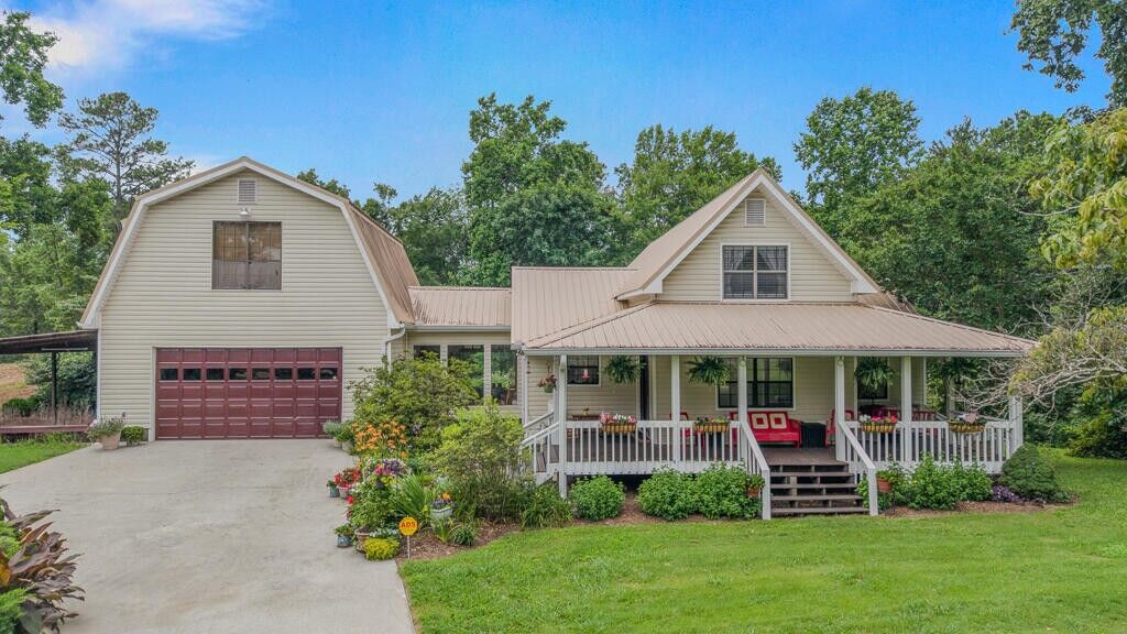Property Photo: 14251421 Wiggs Drive GA 30721