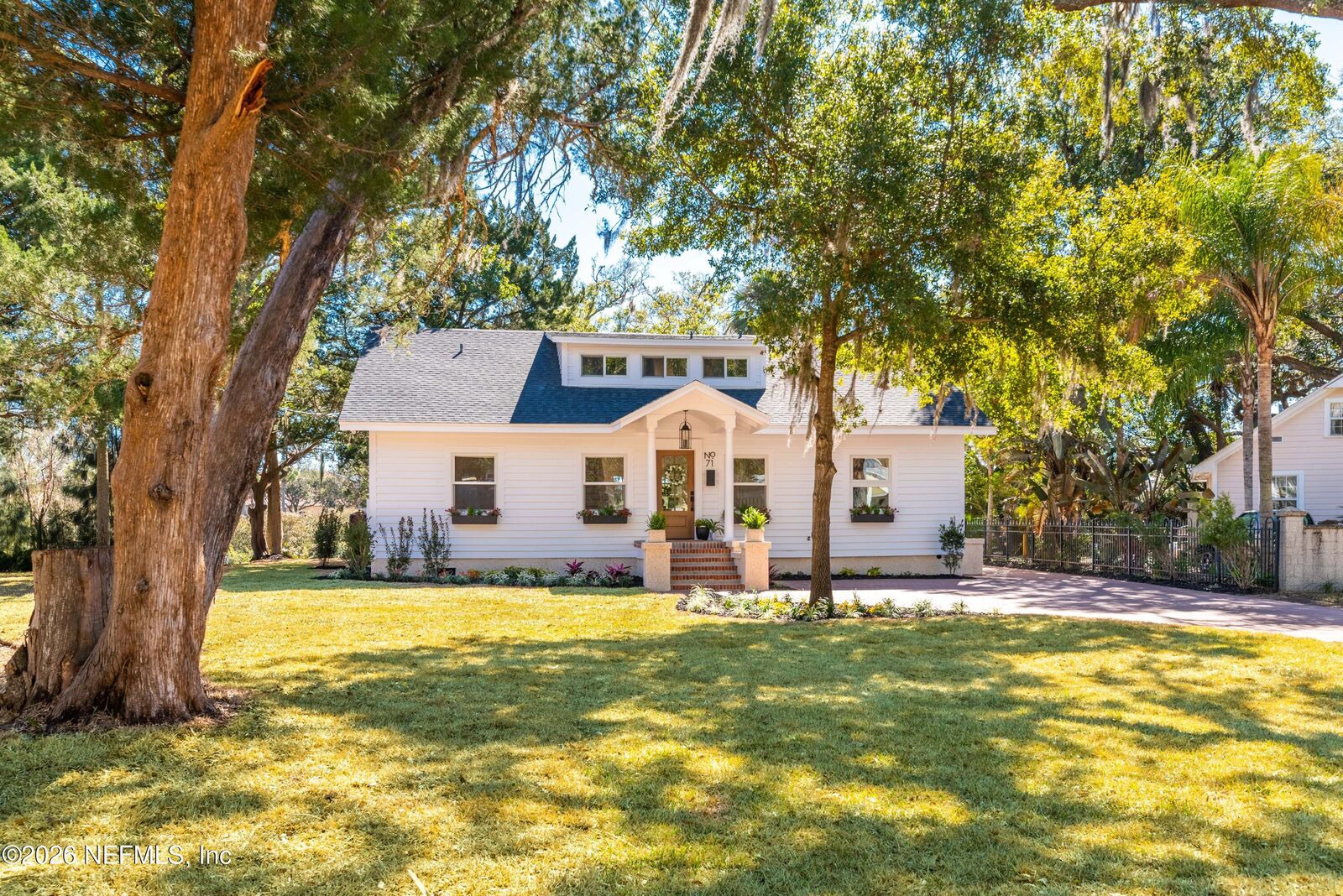 Property Photo: 71 Fullerwood Drive FL 32084