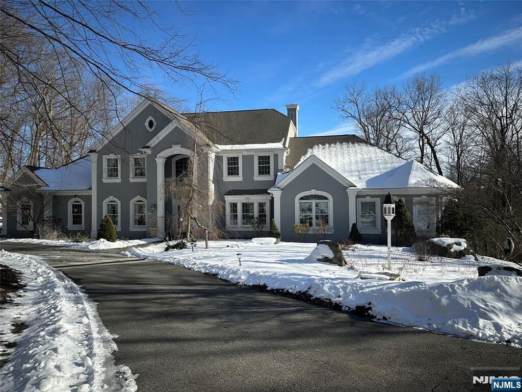 Property Photo:  4 Deer Trail  NJ 07405 
