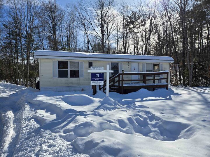 Property Photo:  862 Mayhew Turnpike  NH 03222 