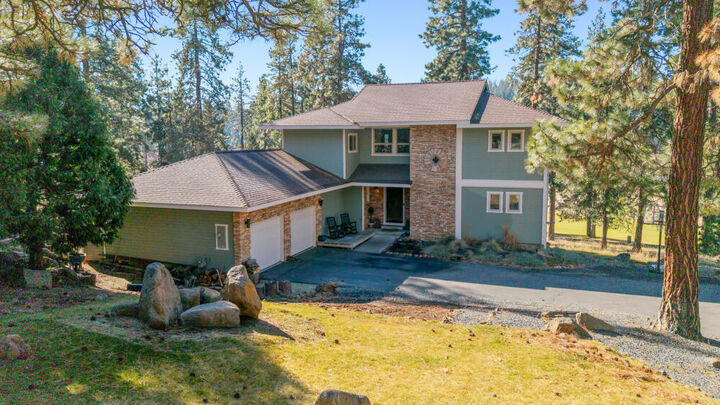 Property Photo:  11750 Merganser Road  OR 97601 