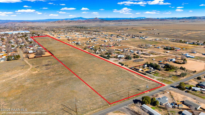 Property Photo:  1470 E Road 2 North  AZ 86323 