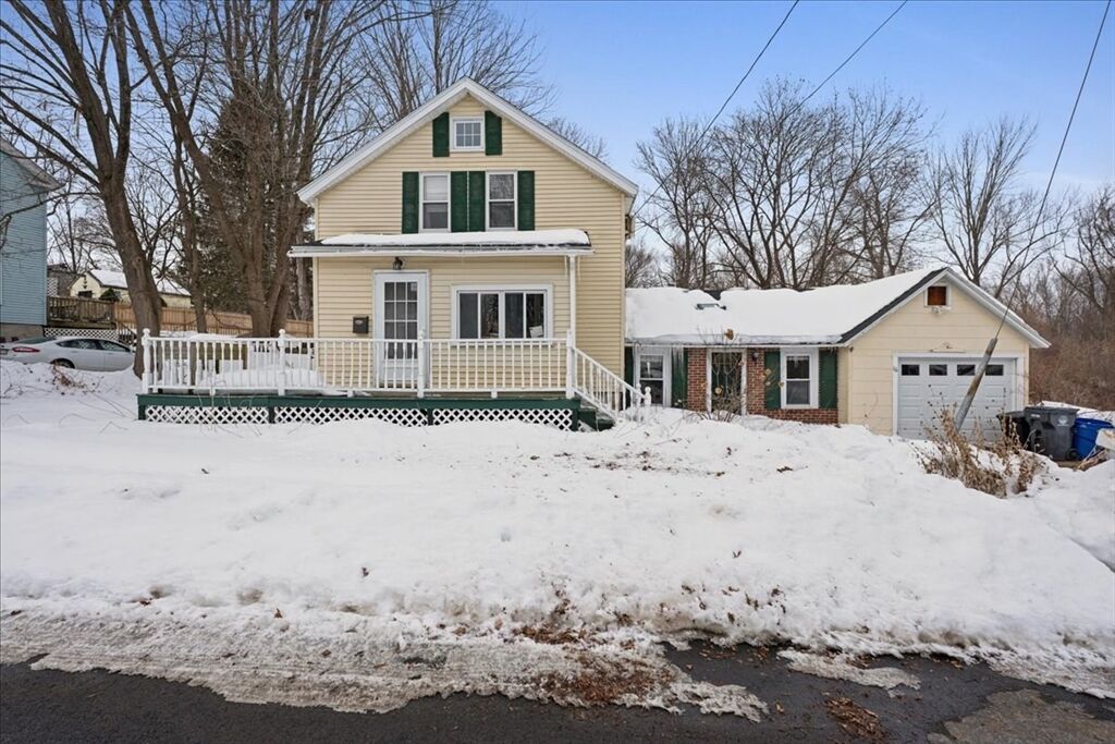 Property Photo: 16 Curtis Ave MA 01835