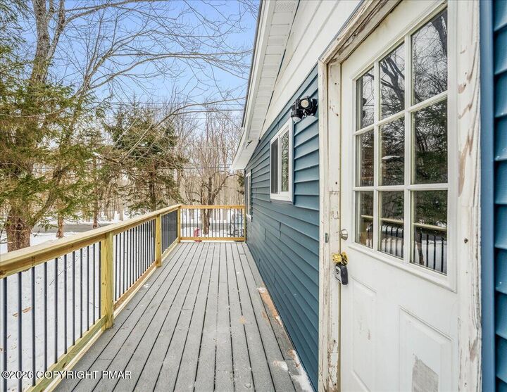 Property Photo:  282 Mountain Road  PA 18210 