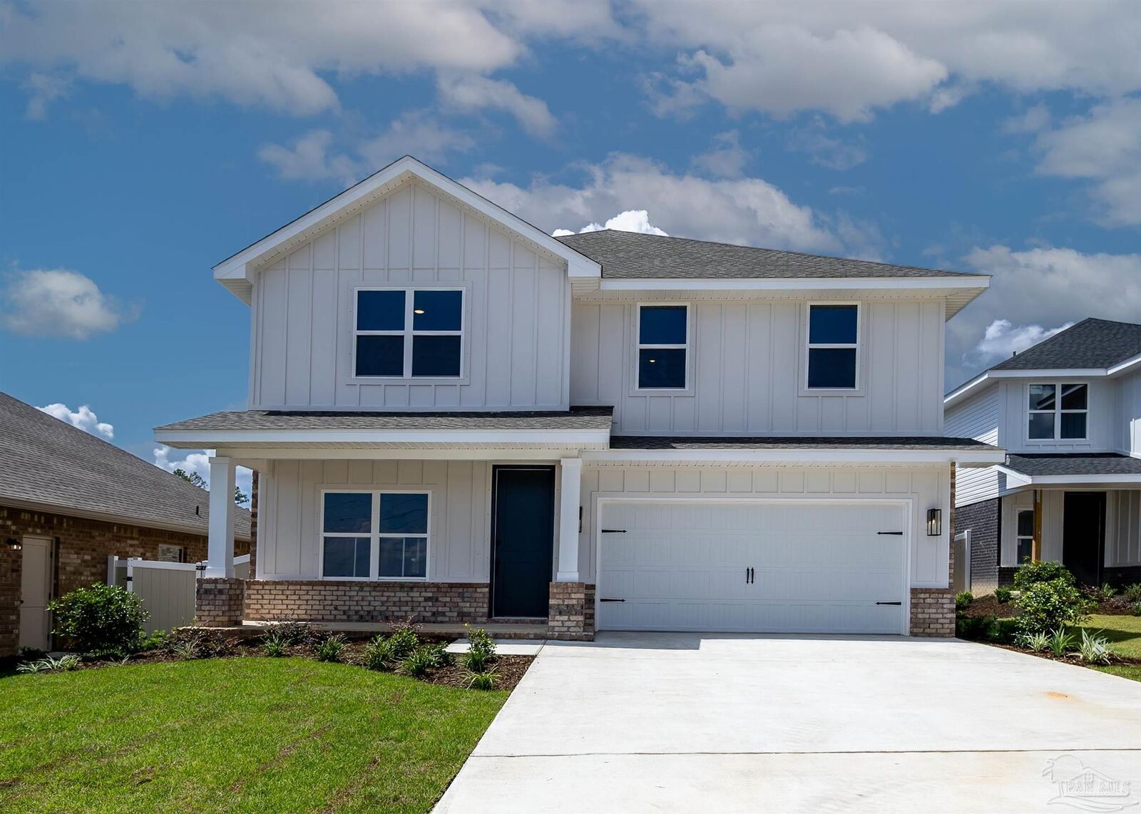 Property Photo: 5937 Grayton Park Ln FL 32571