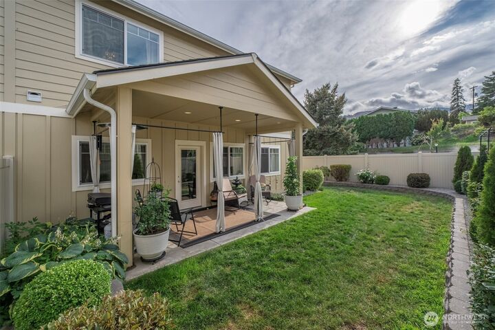 Property Photo:  1804  Mulberry Lane  WA 98801 