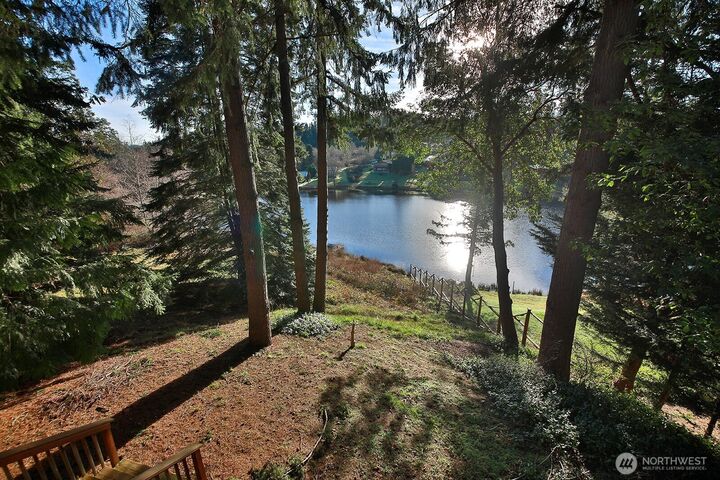 Property Photo:  1015  Honeymoon Lake Drive  WA 98253 