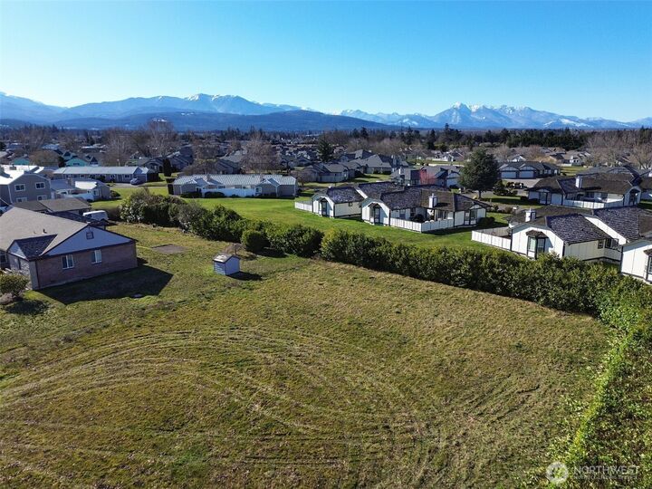 Property Photo:  955 N 5th Avenue  WA 98382 