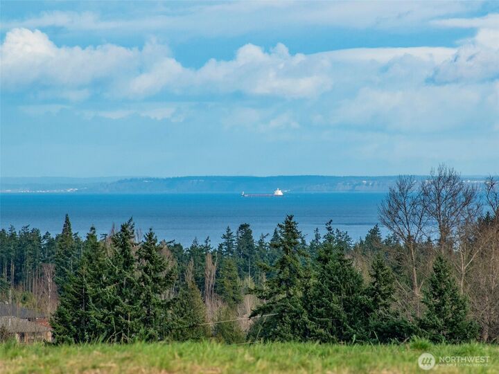 Property Photo:  9999  Solana Parkway  WA 98382 