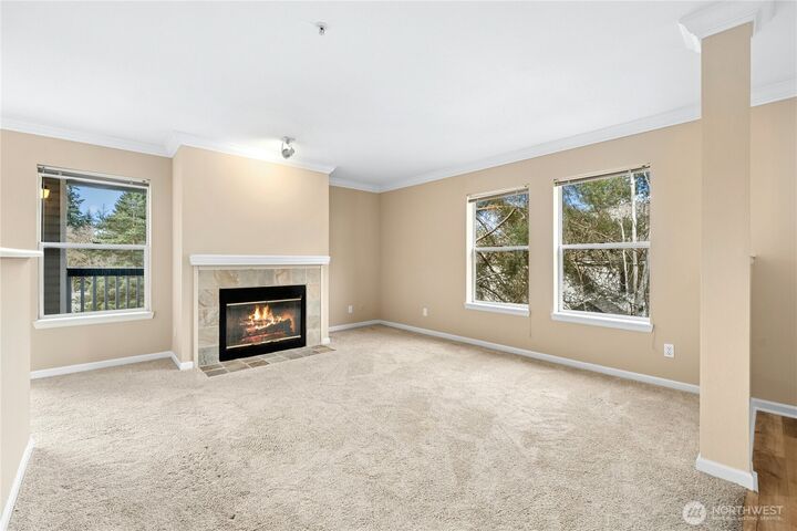 Property Photo:  33020  10th Avenue SW Q302  WA 98023 