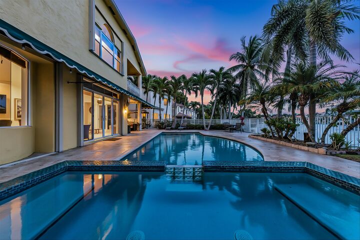 Property Photo: 9566 Worswick Court FL 33414