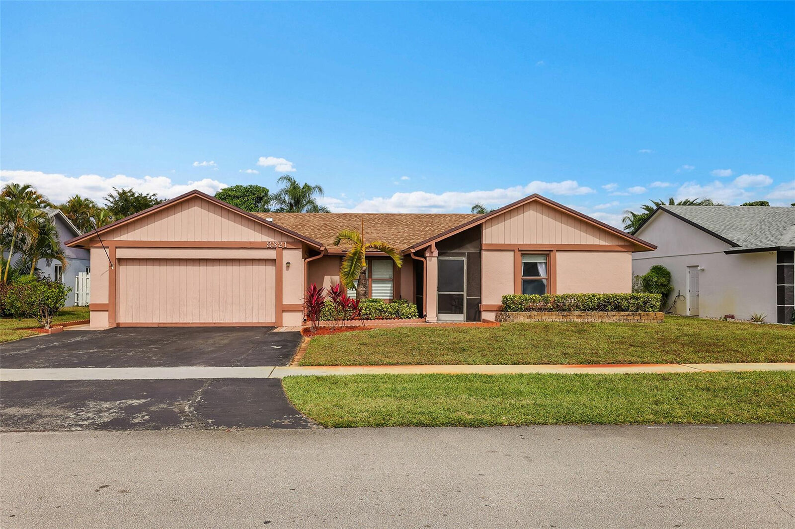 Property Photo:  8321 NW 52 Street  FL 33351 