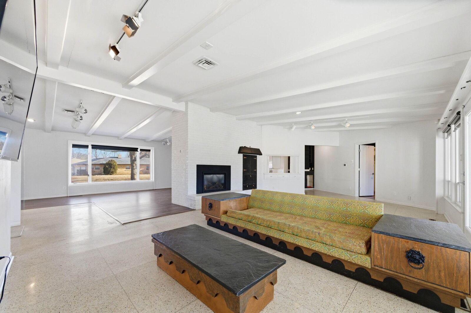 Property Photo: 5401 E Polo Dr KS 67208