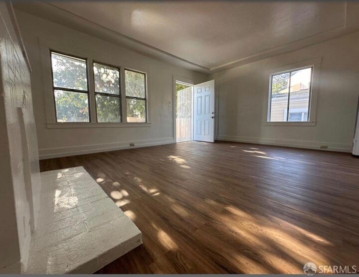 Property Photo: 3316 Macarthur Blvd Boulevard CA 94602