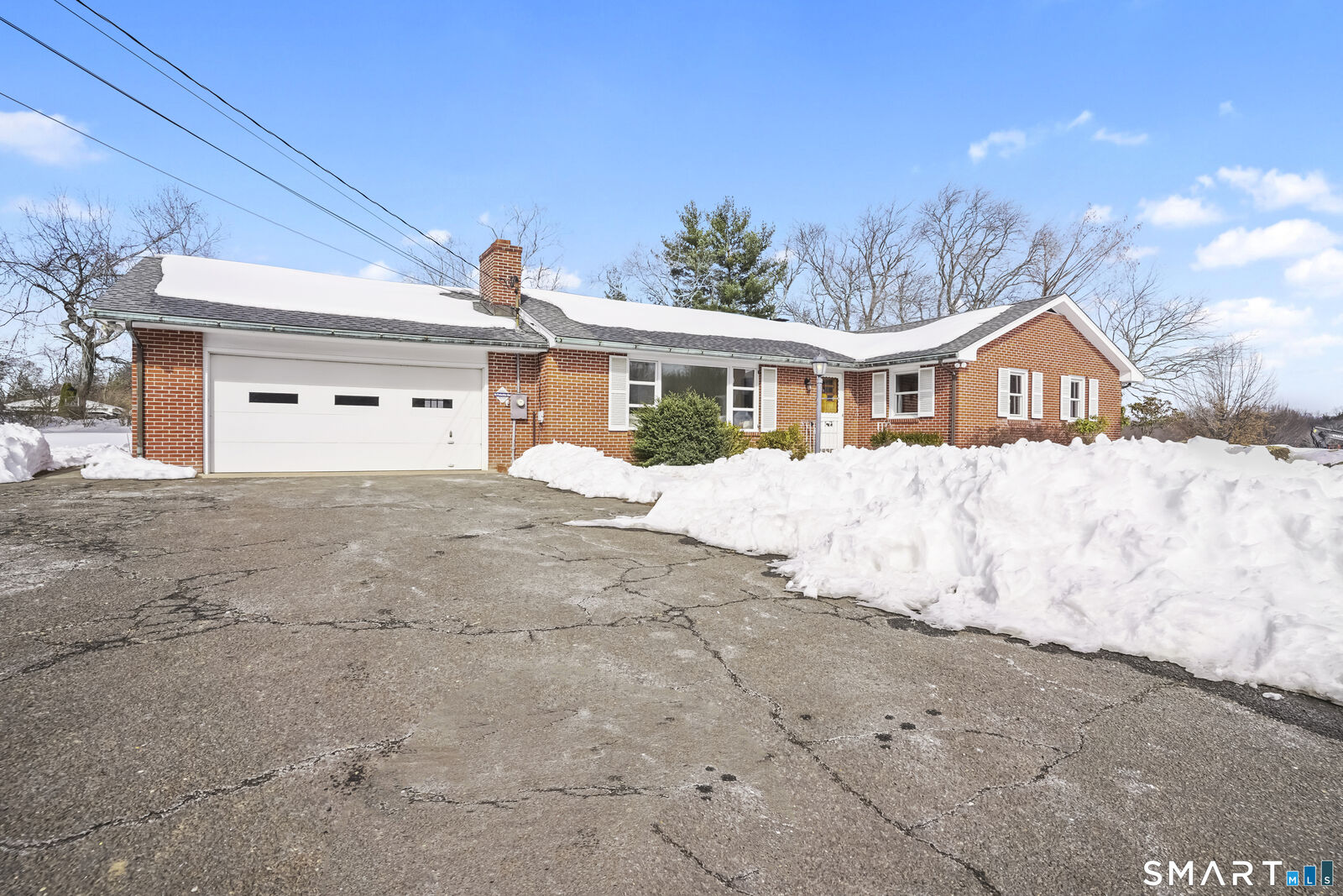 Property Photo:  3 Hunt Club Lane  CT 06880 